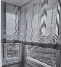 2 x Raffrollotechnik, 160 cm (Rechts-) & 80 cm breit (Linkszug) mit Dekoration