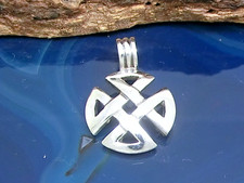 Kleiner keltischer Knoten Anhänger 925 Sterling Silber Unendlichkeitsknoten