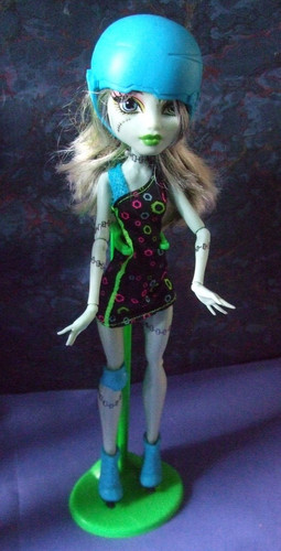 Monster high skulltimate - high,
