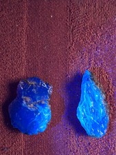 Blauer Bernstein aus Sumatra 