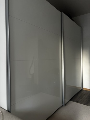 Großer kleiderschrank mit - großer,