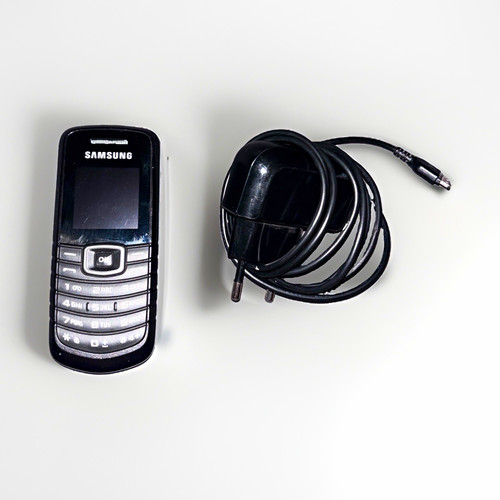 Samsung e1080 candy bar - e1080,