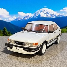 Saab 900 Turbo 1981 weiß Modellauto 1:18 MCG