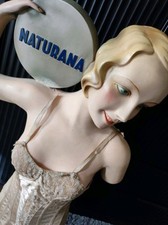 Seltene Werbefigur  Ca 1950 Antik Naturana  Sockel Mit Strapse  Skulptur  Torso 