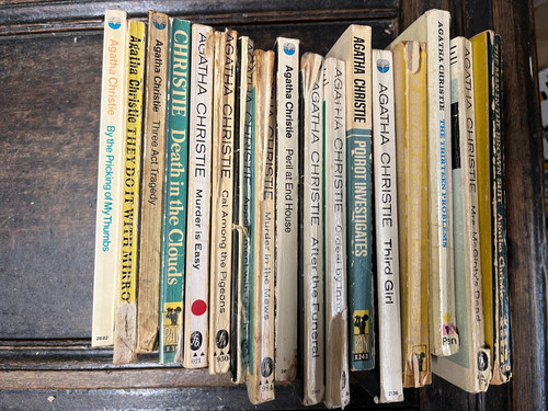 17x vintage agatha - agatha, christie