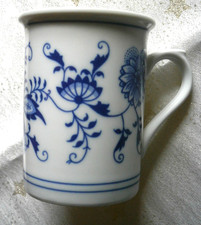 Zwiebelmuster Bohemia Original Becher 0,25L mit Henkel Porzellan Karlsbader??