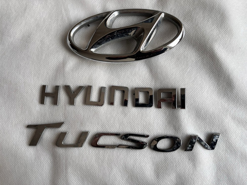 Original hyundai tucson - hyundai, emblem