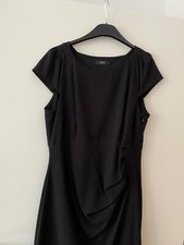 Sehr schönes Kleid von Esprit schwarz Gr  42 ***NEU***