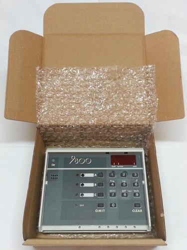 Scantronic 9800 9825 - /,