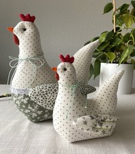 2 Hühner Huhn Henne Stoffhuhn