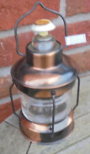 Spieluhr, Ankerlaterne als Schapsflasche mit Speiluhr, spielt beim Anheben