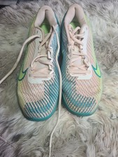 Nike Damen-Tennisschuhe Gr 38 ,5 Uk 5 ,5 Türkis Weiss Grün