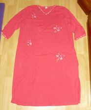 Nachthemd 3/4 arm Gr. 44 46 lang rot bestickt Baumwolle