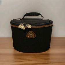 Globe Trotter Vintage