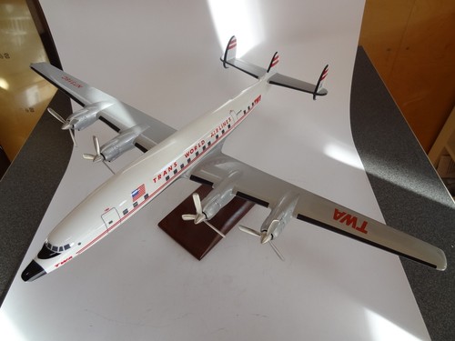 Super constellation lockeed - constellation,