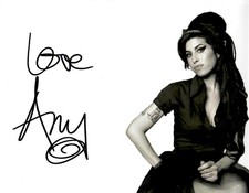 Amy Winehouse signed Autograph + COA