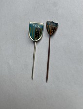 2x Alte Chemnitzer Fc Fussball Anstecknadel Deutschland PIN DDR Sammlung