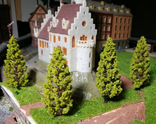 Dunkelgelbgrüne tannen - dunkelgelbgrüne,