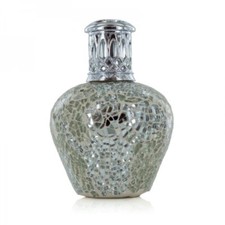 Ashleigh & Burwood Luminosity