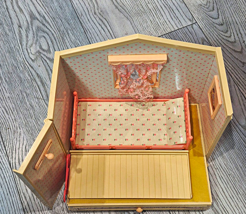 Monchhichi puppenhaus zimmer - monchhichi, puppenhaus-zimmer