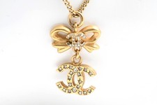 CHANEL Anhänger Halskette