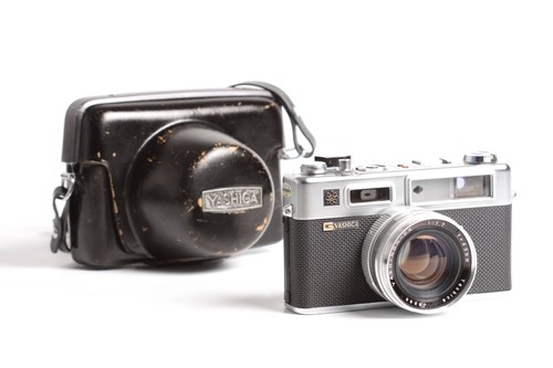 Yashica electro rangefinder - 35,