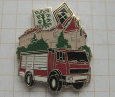 FEUERWEHR / SCHWEIZ ......................................... Auto-Pin (131h)
