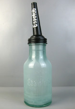 alte Glas Ölflasche Essolub Motor Oil 1 L mit Ausgießer Oldtimer 1930er Jahre