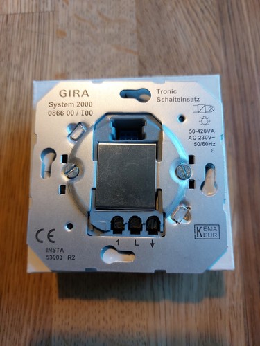 Gira 0866 system 2000 - 00,