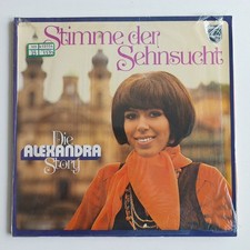 C Alexandra Stimme Der