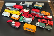 Konvolut alter Fahrzeuge