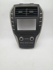 17-19 Lincoln MKC Radio