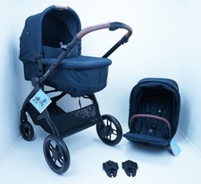 Maxi-Cosi Street Plus Kinderwagen inkl. Babywanne Essential Black
