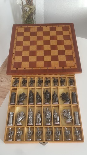 Alte schachspielbrett mit - schachspielbrett,