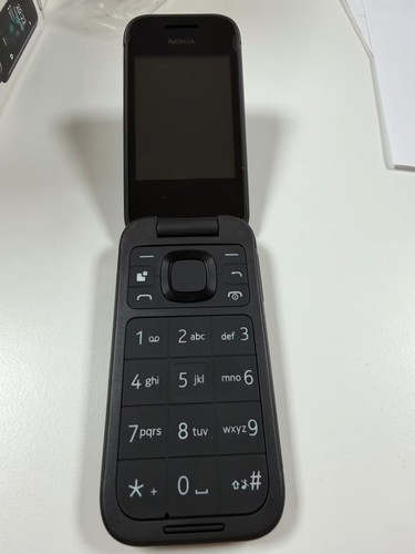 Nokia 2660 flip - nokia,