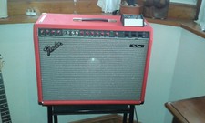Fender Verstärker the Twin red Knobs