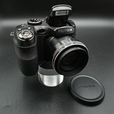 Fujifilm FinePix S1800 12MP
