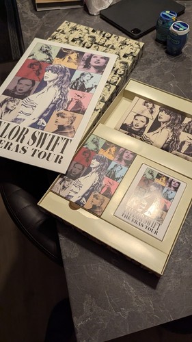 Taylor swift the eras tour - -,