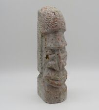 Antiker Tiki-Totem aus Stein