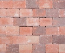 Altstadtpflaster gerumpelt |