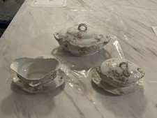 Vintage Porzellan-Set mit Blumenmuster und Goldrand – 3-teilig