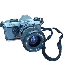 Yashica FX-D Quartz SLR 35mm