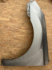 Kotflügel vorne links lackiert Subaru Legacy