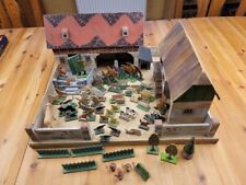 alter Bauernhof mit Flachtieren alt und staubig 39 x 51 x 23 cm