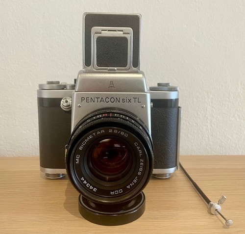 Pentacon six carl zeiss - pentacon,