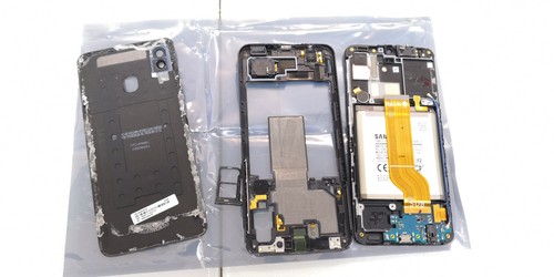 Samsung galaxy a40 in - 64,