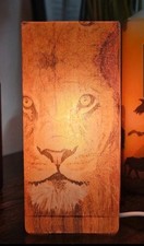 Afrikanischer Löwe Milchglas Tischlampe Orange Design Handarbeit Geschenk Wohndeko
