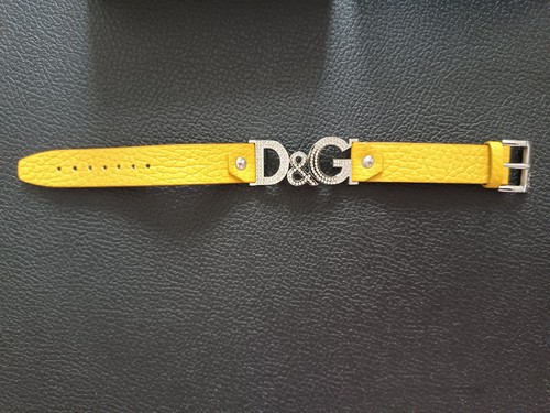 - (dolce, und