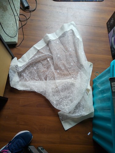 Tischdecke/Mitteldecke/creme/O