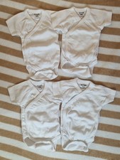 4x Bodys Wickelbody in Weiß Kiabi Baby Gr. 50 ( 48 - 51 cm ) Frühchen
